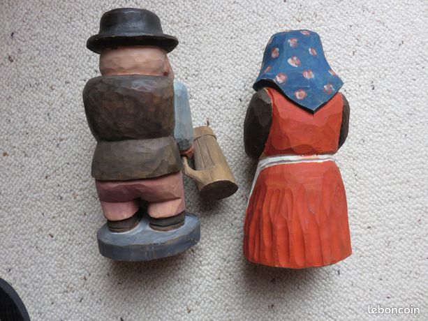 Lot De 2 Cadres En Bois Sculpté, Paysanne Et Berger, Art Populaire Montagne