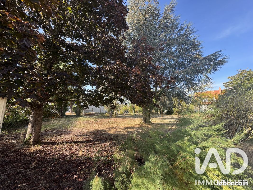 Terrain 800 m² · à Châteauneuf-sur-Loire · 800 m² · 104 000 €