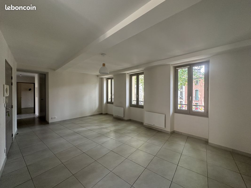 Appartement 4 pièces 74 m² · à Céret · 74 m² · 650 €/mois