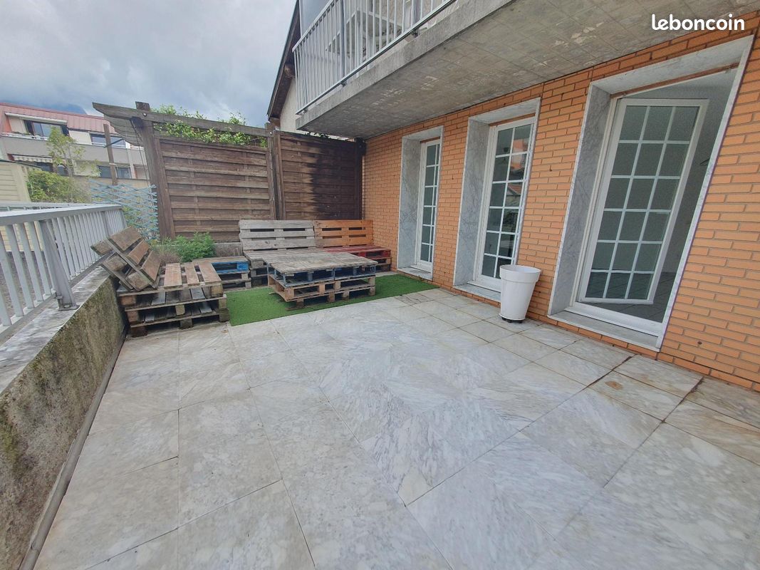 Appartement 1 pièce 39 m² · à Grenoble · 39 m² · 599 €