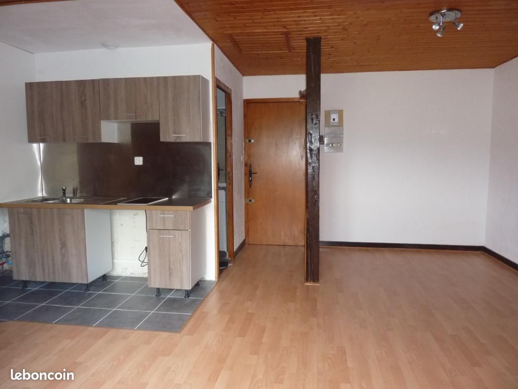 Appartement 1 pièce 26 m² · à Lans-en-Vercors · 26 m² · 430 €