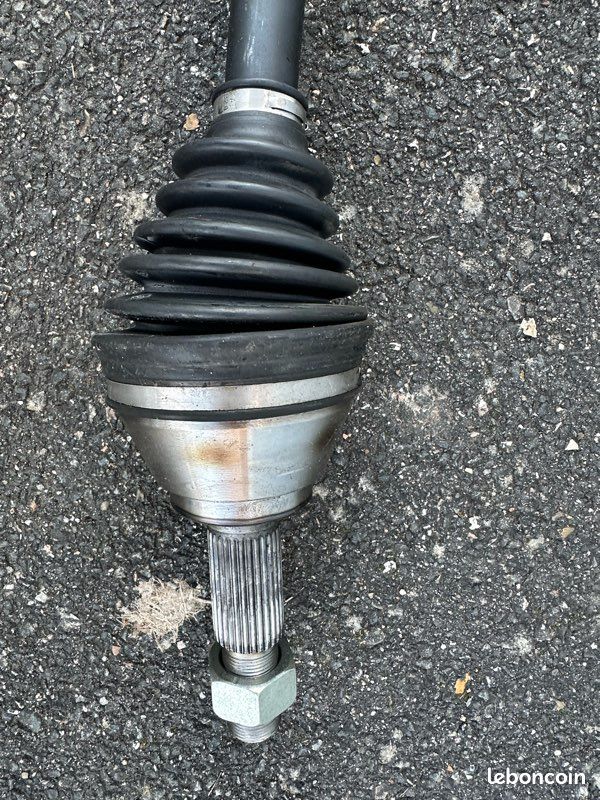 Kit bras de suspension avant compatible RENAULT FLUENCE MEGANE III SCENIC III 3 composé de 2 pièces - Auto