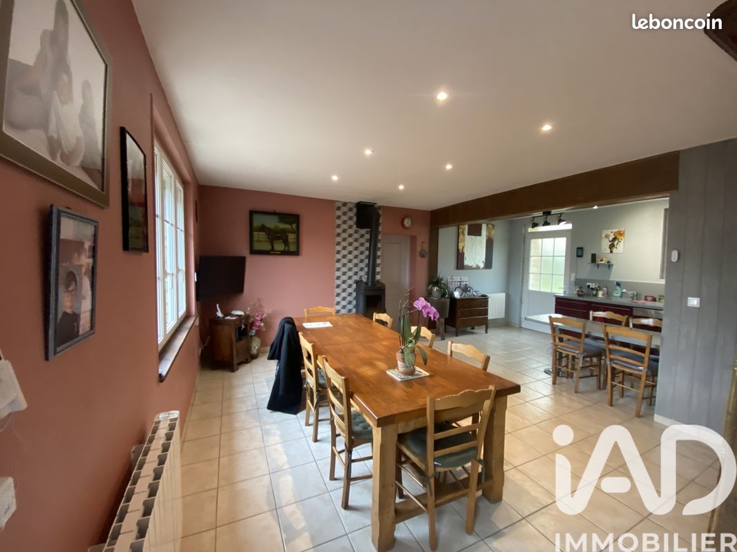Maison 5 pièces 137 m² · à Terre-Et-Marais · 137 m² · 271 000 €