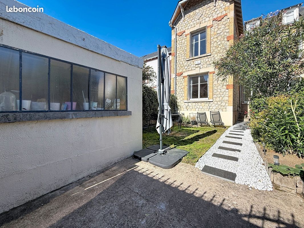 Maison 5 pièces 73 m² · à Saint-Cyr-sur-Loire · 73 m² · 399 000 €