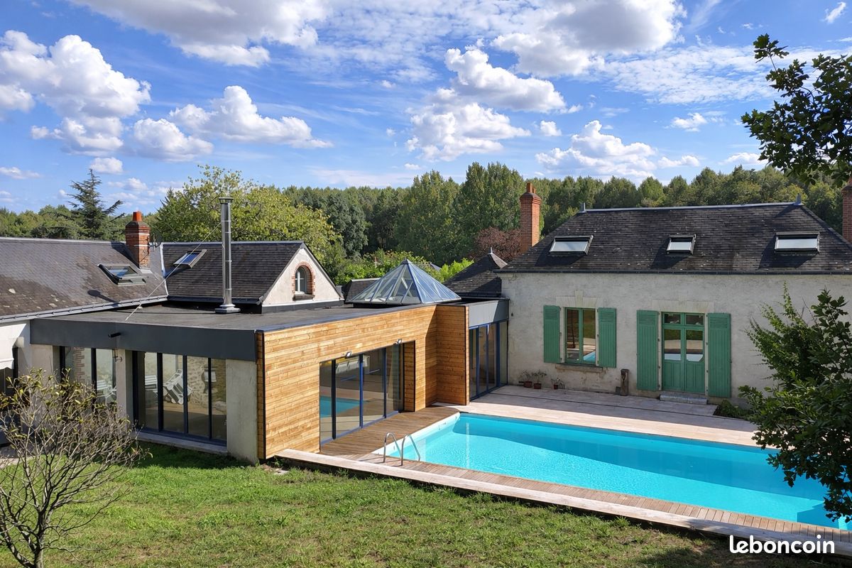 Maison 7 pièces 245 m² · à Artannes-sur-Indre · 245 m² · 579 000 €