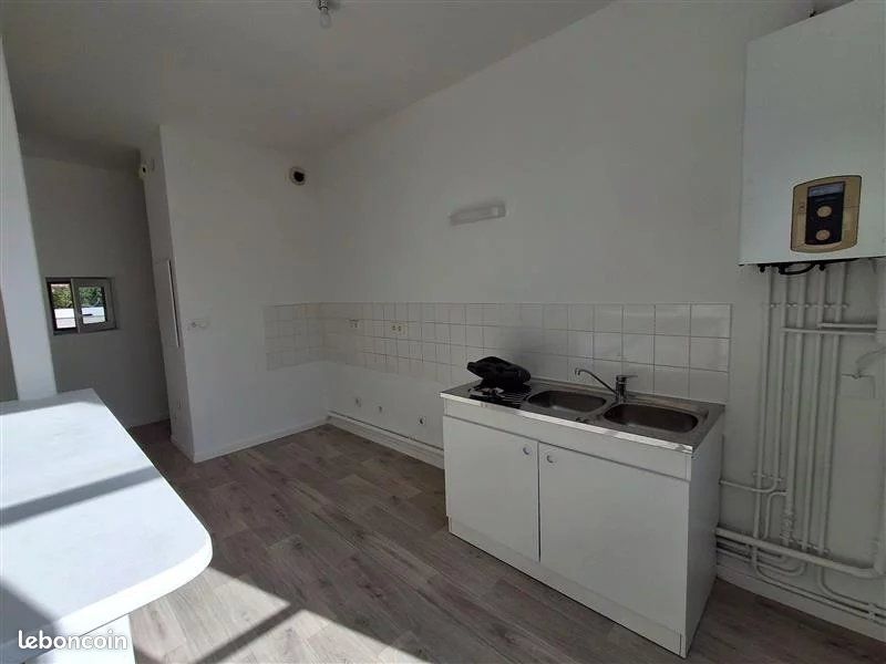 Appartement 3 pièces 59 m² · à Saint-Étienne · 59 m² · 512 €