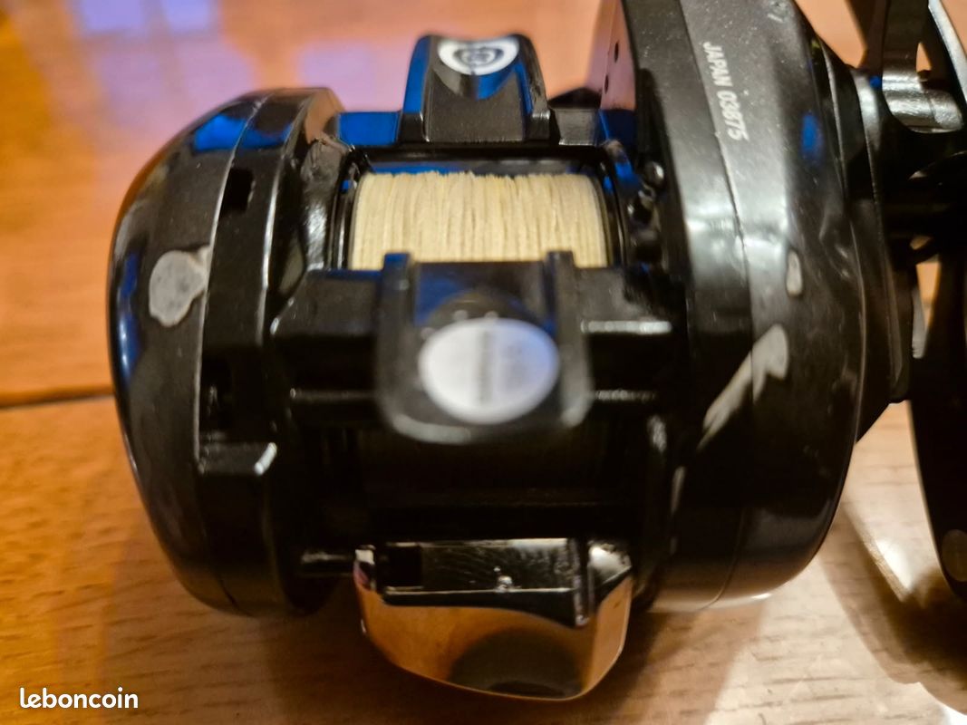 Moulinet moulé à appât à poignée droite SHIMANO 23 Antares DC MD XG du