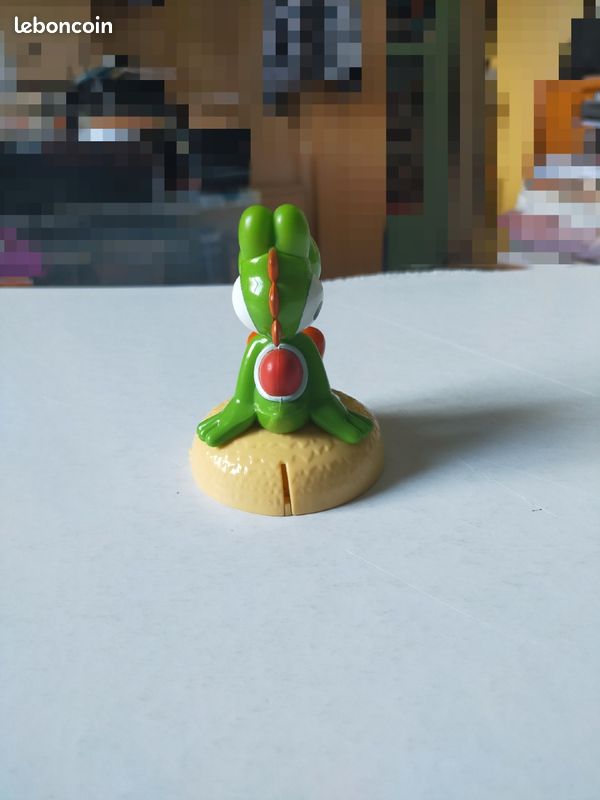 Figurine Yoshi (image 2)
