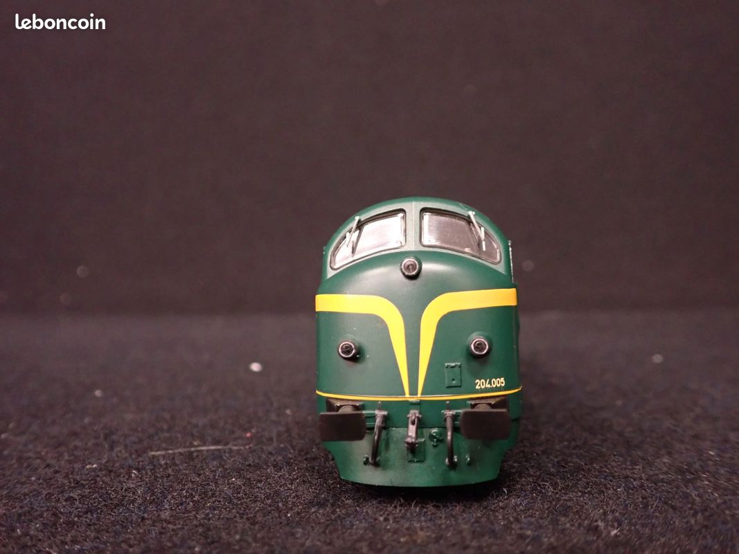 LOCOMOTIVE ROCO ECHELLE N Type BB 63000 SNCF très bon état EUR 121,00