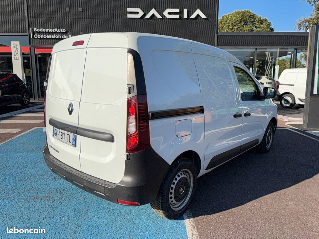 Renault express van blue dci 95 - 22 confort (image 5)