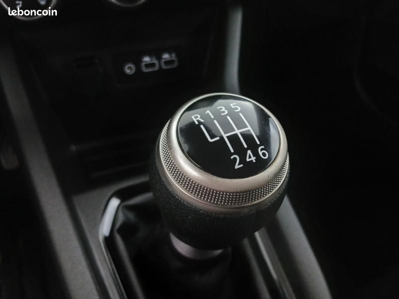 Renault Clio 1.0 TCe 90ch Evolution - 24 (image 17)