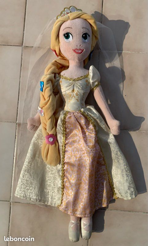 Poupée Disney Raiponce en mariée Jeux Jouets