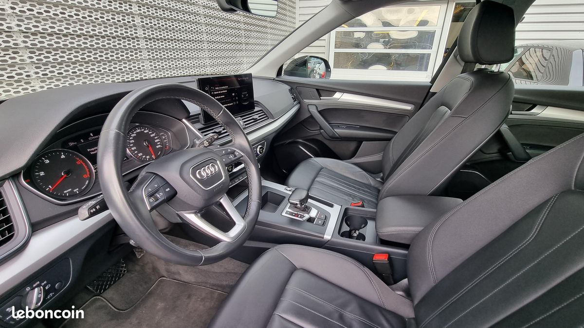 AUDI Q5 Sportback 35 TDI 163 S tronic 7 Business Executive (image 16)