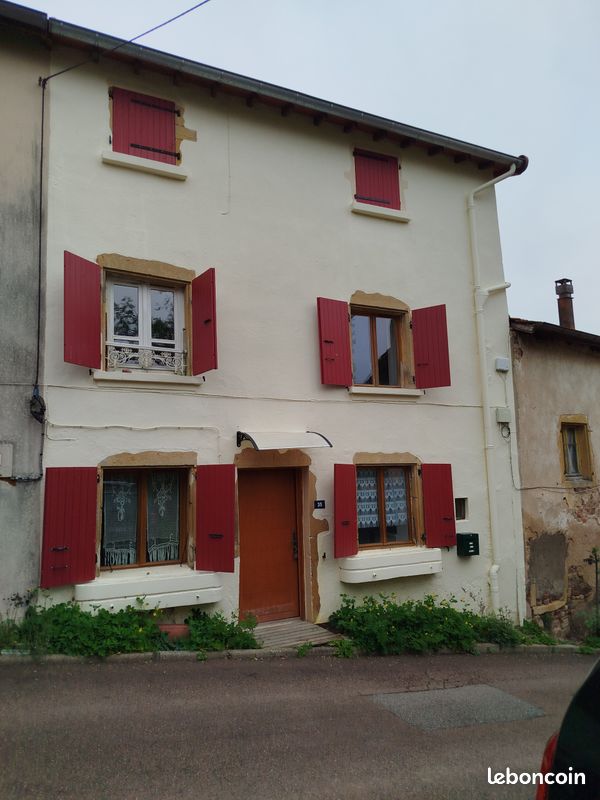 Maison 3 pièces 60 m² · à Belmont-de-la-Loire · 60 m² · 49 500 €