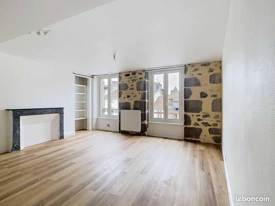 Appartement 2 pièces 62 m² · à Aurillac · 62 m² · 619 €/mois