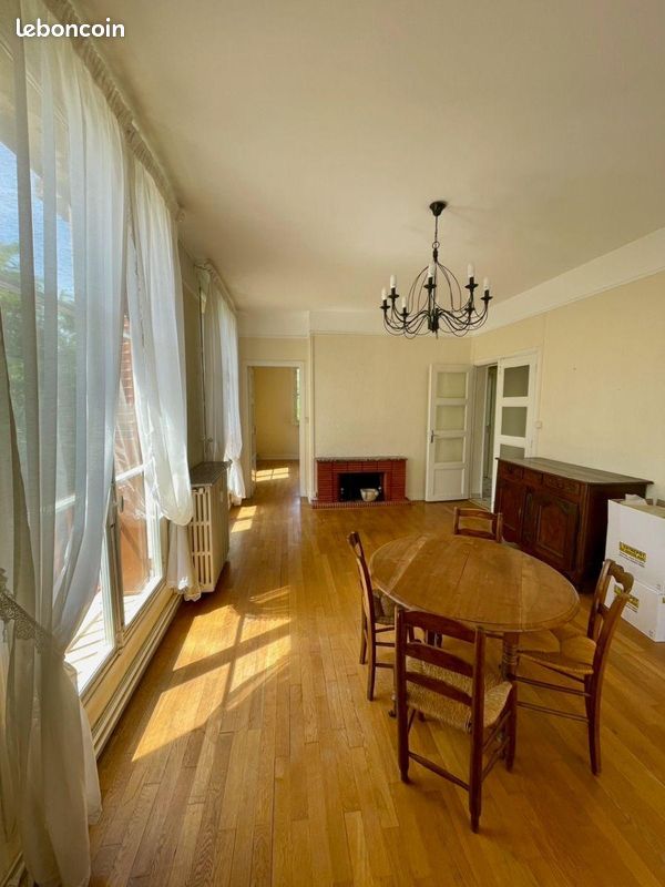 Appartement 93 m² · à Le Creusot · 93 m² · 121 400 €