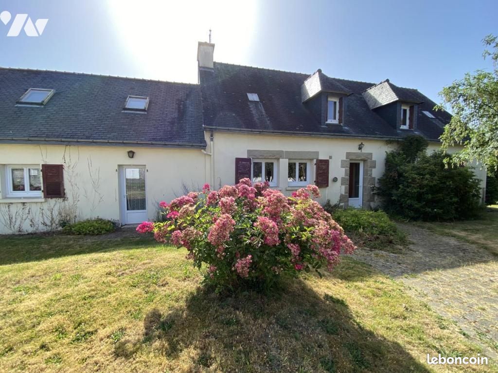 Maison 182 m² · à Quintin · 182 m² · 208 640 €