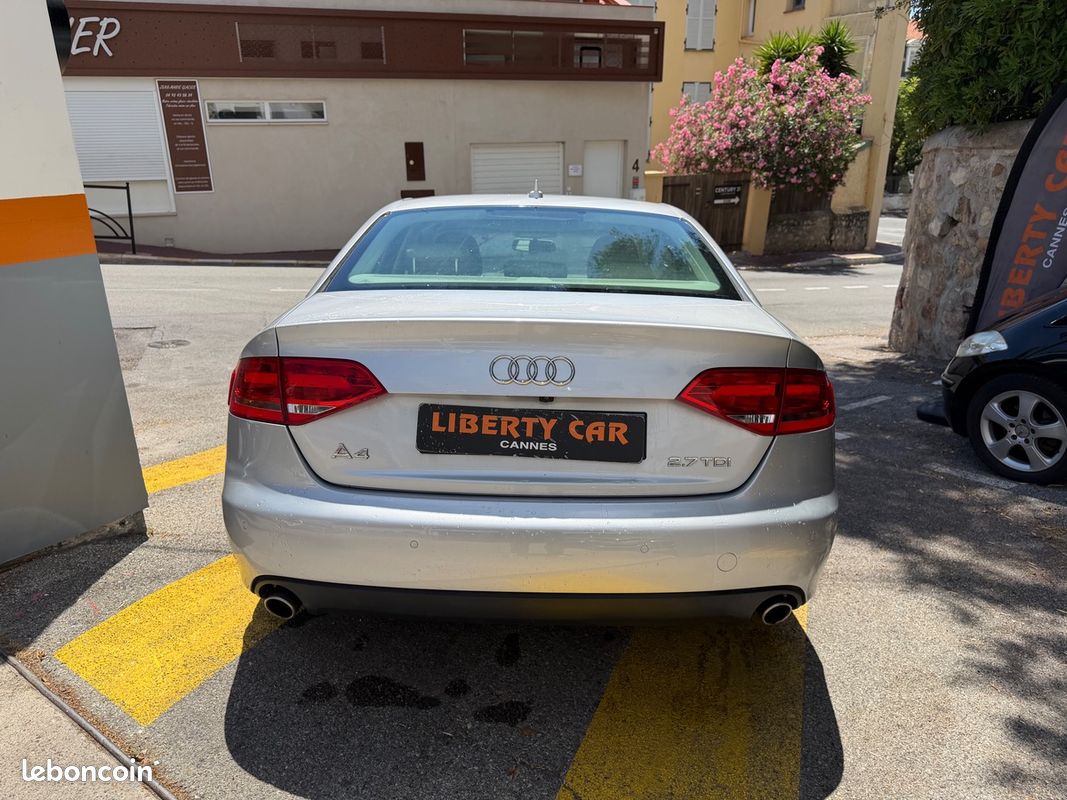 Audi A4 2.7 TDi V6 190 CV / Ambition Luxe / Boîte auto / Caméra / Km Réel (image 6)