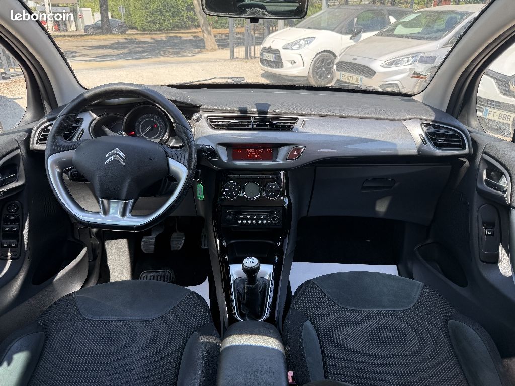 Citroën C3 HDi 90 Exclusive Distri Ok (image 8)