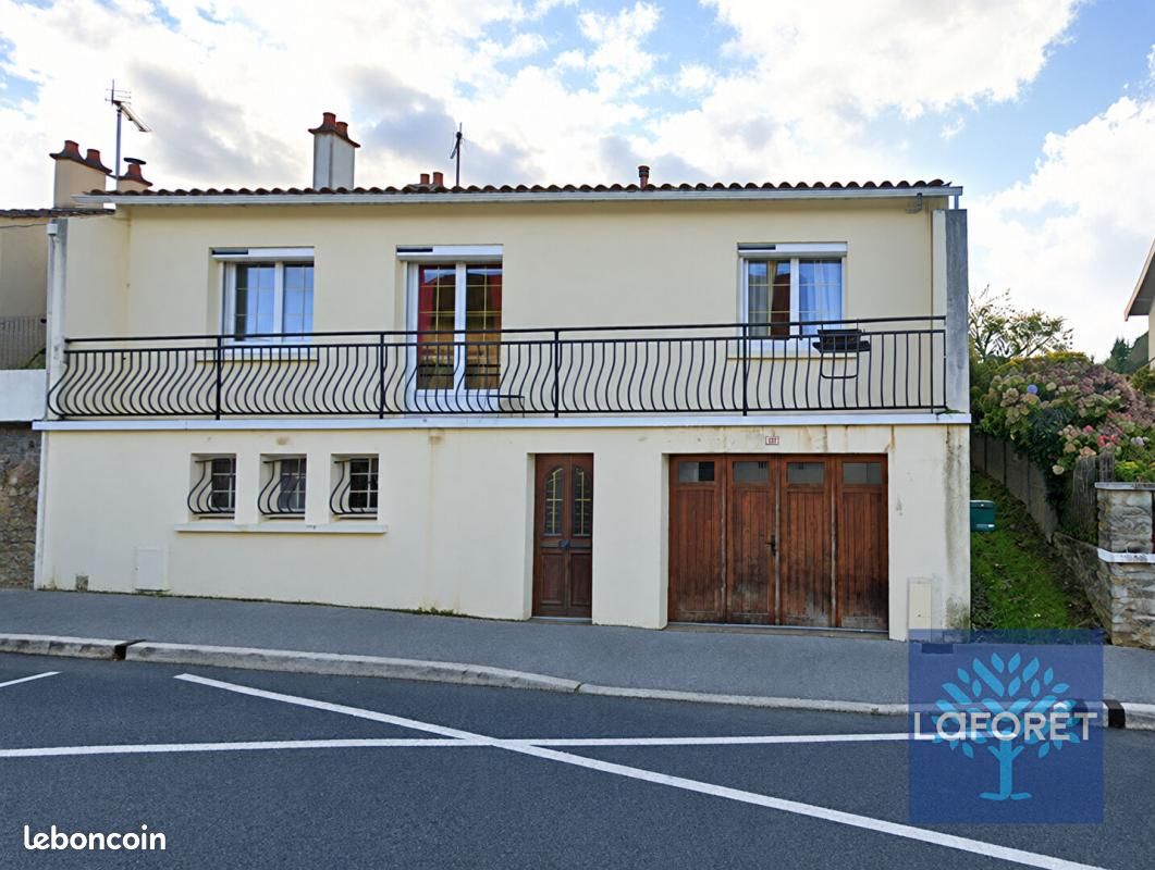 Maison 7 pièces 163 m² · à Chantonnay · 163 m² · 255 000 €