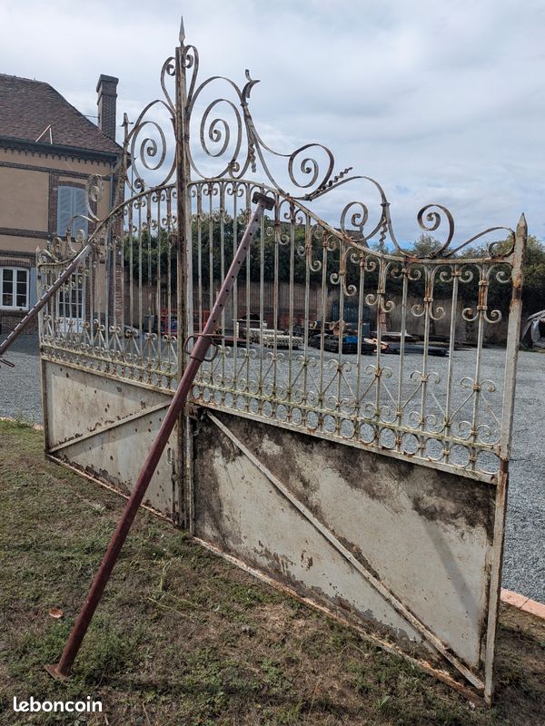 Grille portail de 1834 ancien fer forgé largeur 4 merres (image 7)