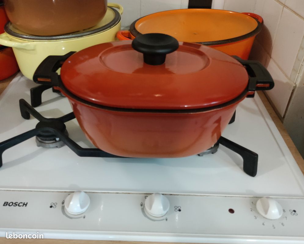 Le Creuset Cocotte Ovale 27cm en Fonte Émaillée VINTAGE (image 1)