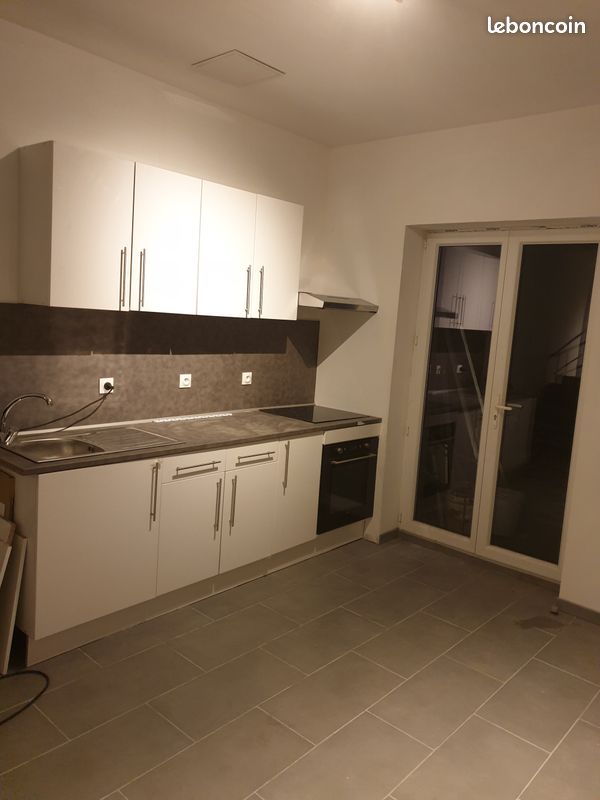 Maison 2 pièces 64 m² · à Carvin · 64 m² · 830 €
