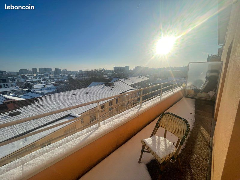 Appartement 1 pièce 27 m² · à Le Kremlin-Bicêtre · 27 m² · 950 €