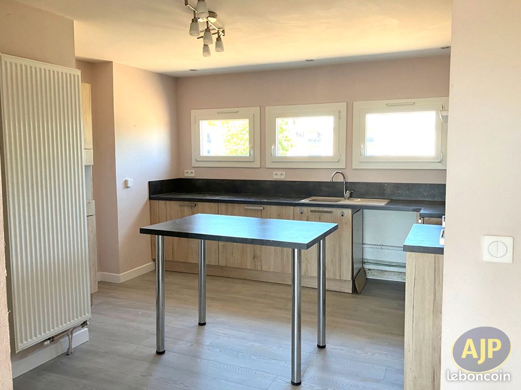 Appartement 4 pièces 76 m² · à Libourne · 76 m² · 895 €/mois