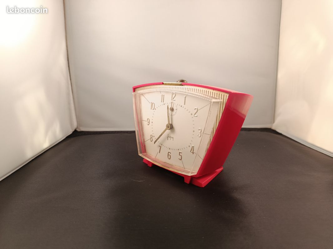 Réveil vintage JAPY rouge (image 2)
