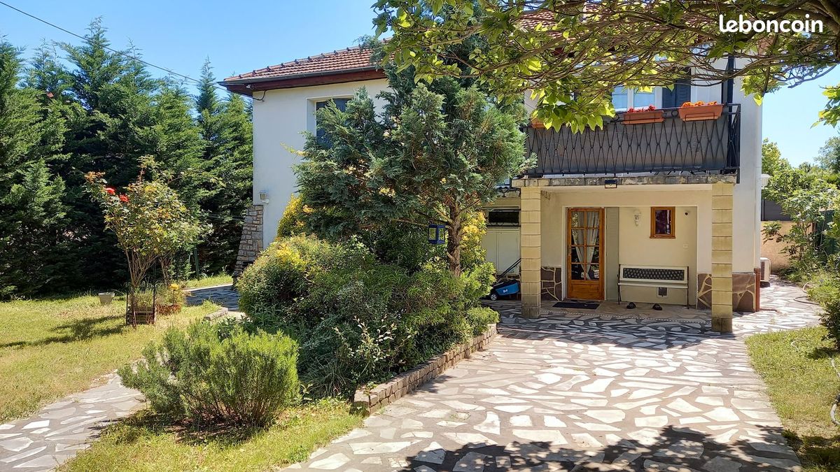Maison 5 pièces 128 m² · à La Verpillière · 128 m² · 283 500 €