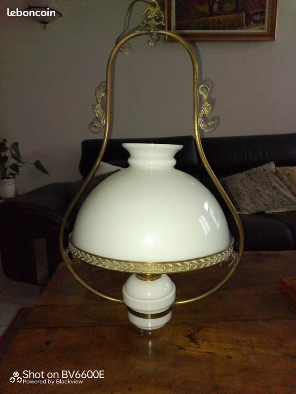 Lustre (image 1)