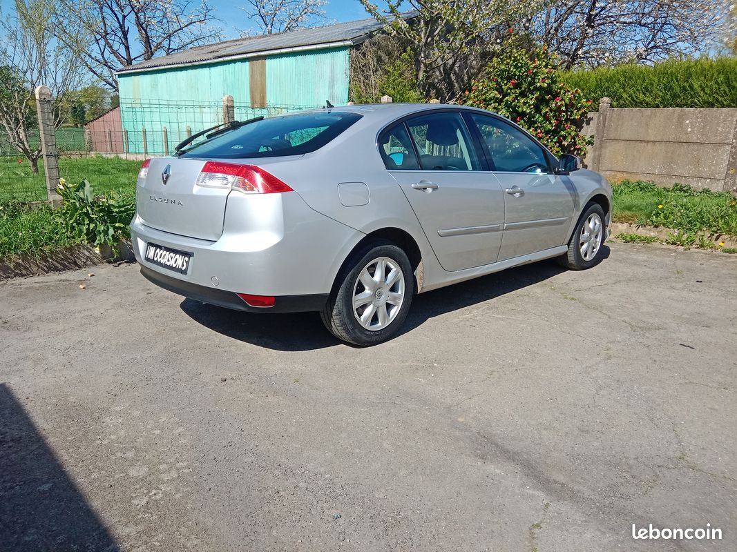 Renault Laguna III 1.5 dci 110 Dynamique " Garantie 12 mois " (image 3)