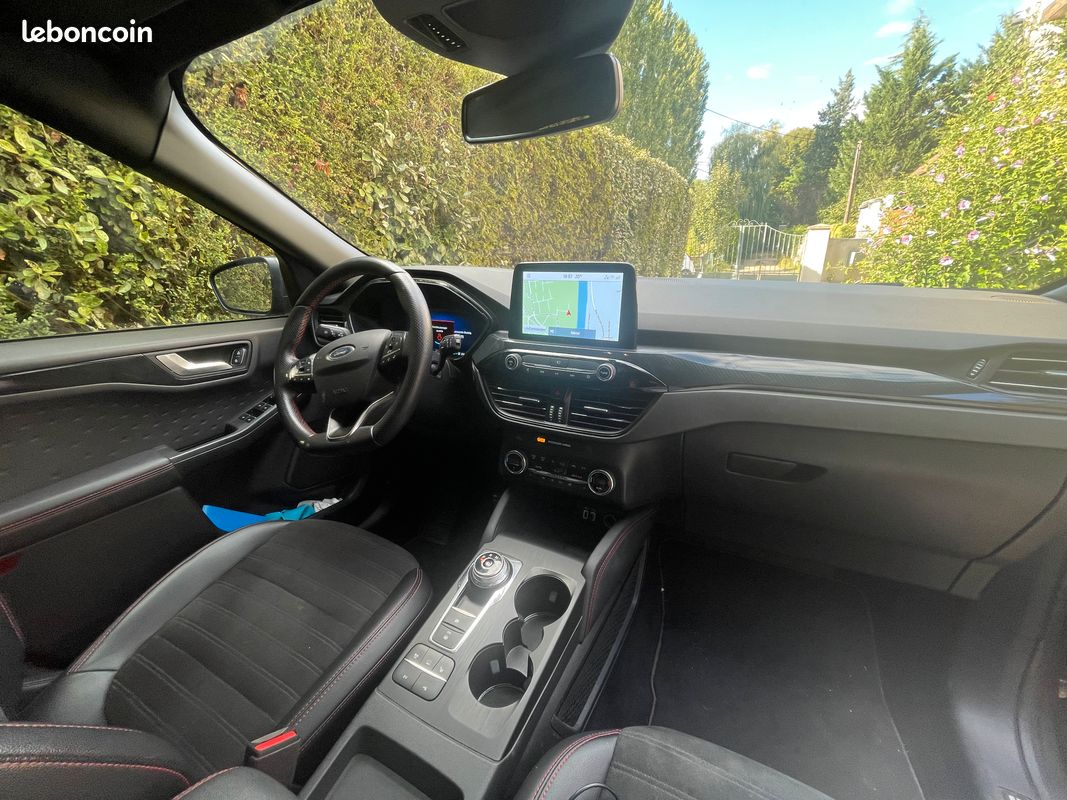 FORD Kuga 2.5 Duratec 225 ch PHEV e-CVT ST-Line X (image 3)