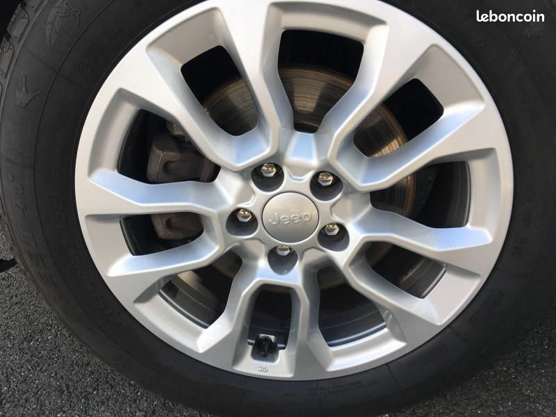 Jeep Compass 1.6 MultiJet II 120ch Limited 4x2 (image 12)