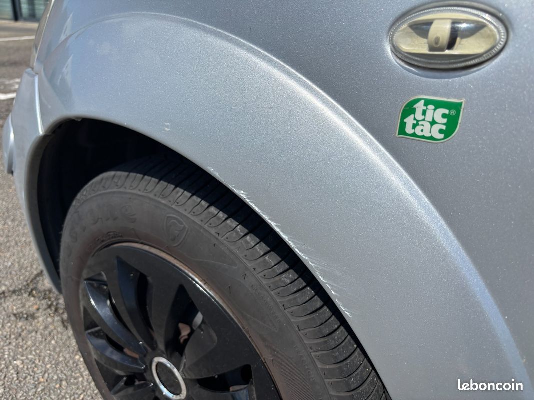CITROEN C3 C3 1.4i 73ch Tic Tac CLIM/DISTRI NEUVE/PNEUS AR NEUFS (image 32)