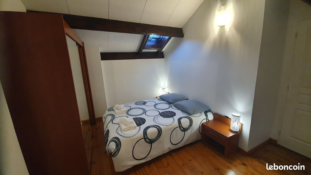 APPARTEMENT Centre historique d'Orange (image 9)