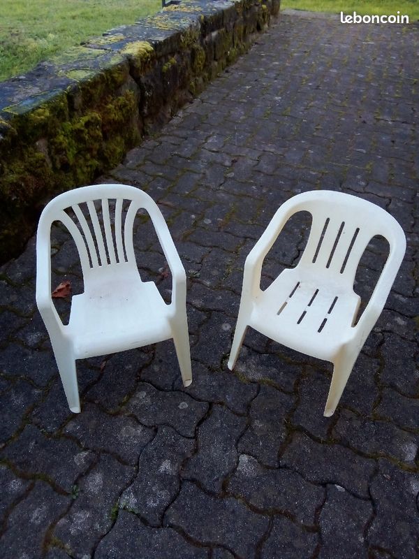 2 chaises de jardin enfants (image 1)