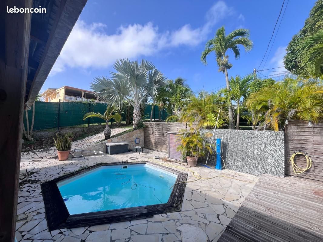 Maison 4 pièces 88 m² · à Le Gosier · 88 m² · 289 000 €
