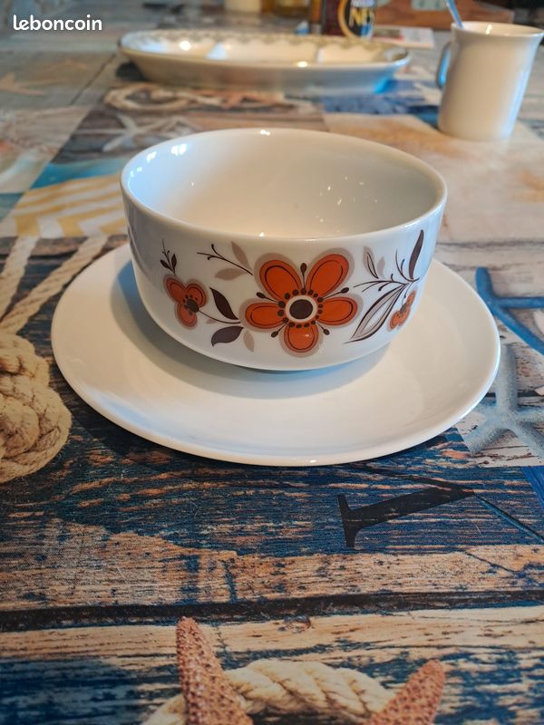 Saucière Vintage Année 1970 Porcelaine (image 1)