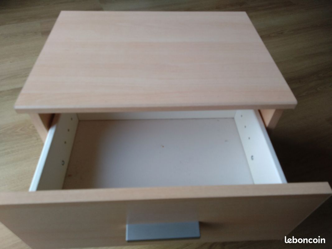 Table de chevet (image 2)