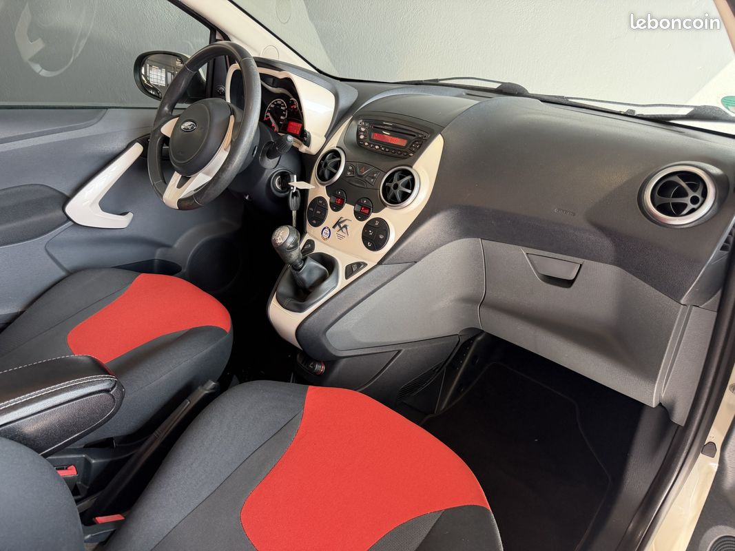 FORD KA 1.2 69 cv Titanium clim automatique (image 4)