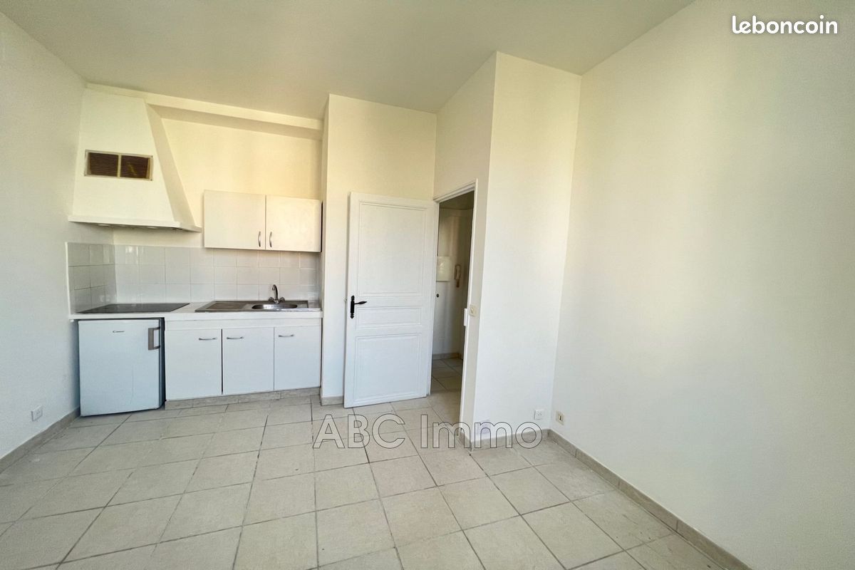 Appartement 2 pièces 27 m² · à Aix-en-Provence · 27 m² · 715 €/mois