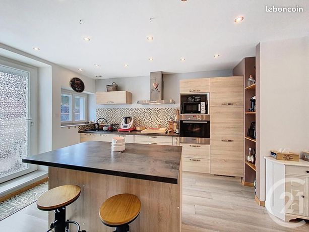 Maison 5 pièces 82 m²