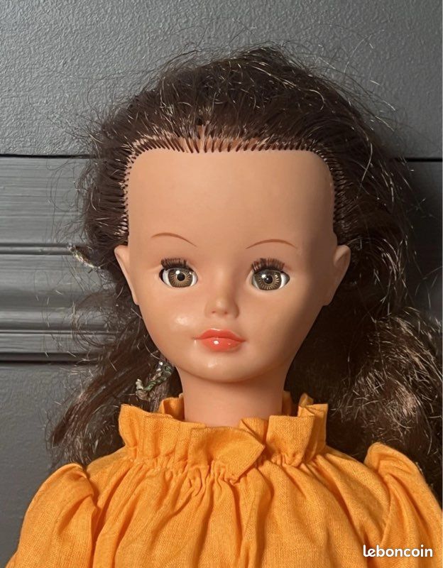 Poupée mannequin Cathie de Bella aux yeux verts - Jeux & Jouets