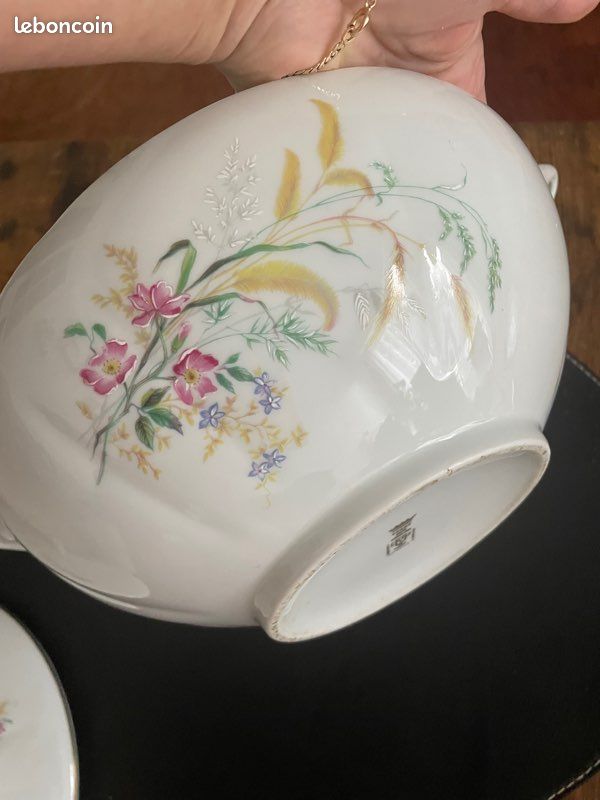 Une très jolie Soupière vintage en porcelaine Berry (image 6)