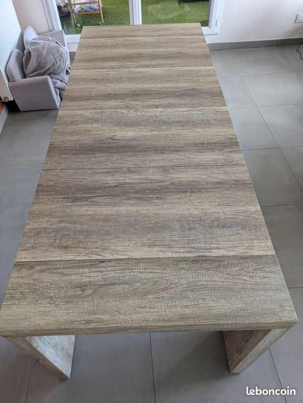 Table console (image 3)