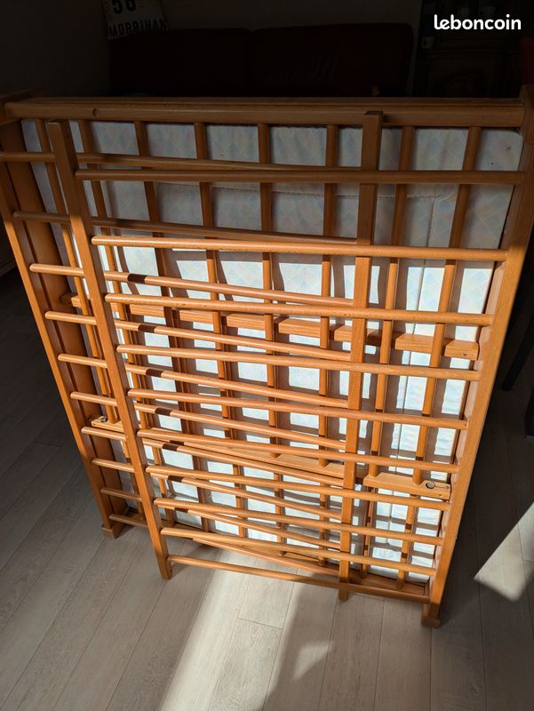 Vends parc pour enfants en bois (image 3)