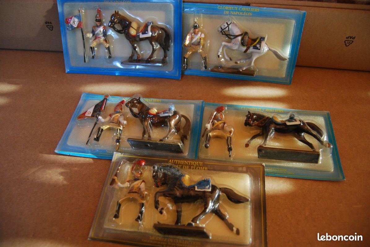 Lot De Cavaliers Empire Napoléon Starlux 1/32 - Collection Atlas - Métal Blanc