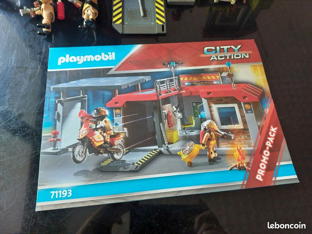 Playmobil 77193 caserne de pompier (image 3)